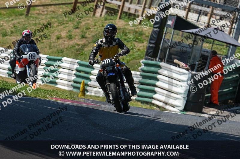 cadwell park;cadwell park photographs;cadwell trackday photographs;enduro digital images;event digital images;eventdigitalimages;peter wileman photography;racing digital images;trackday digital images;trackday photos